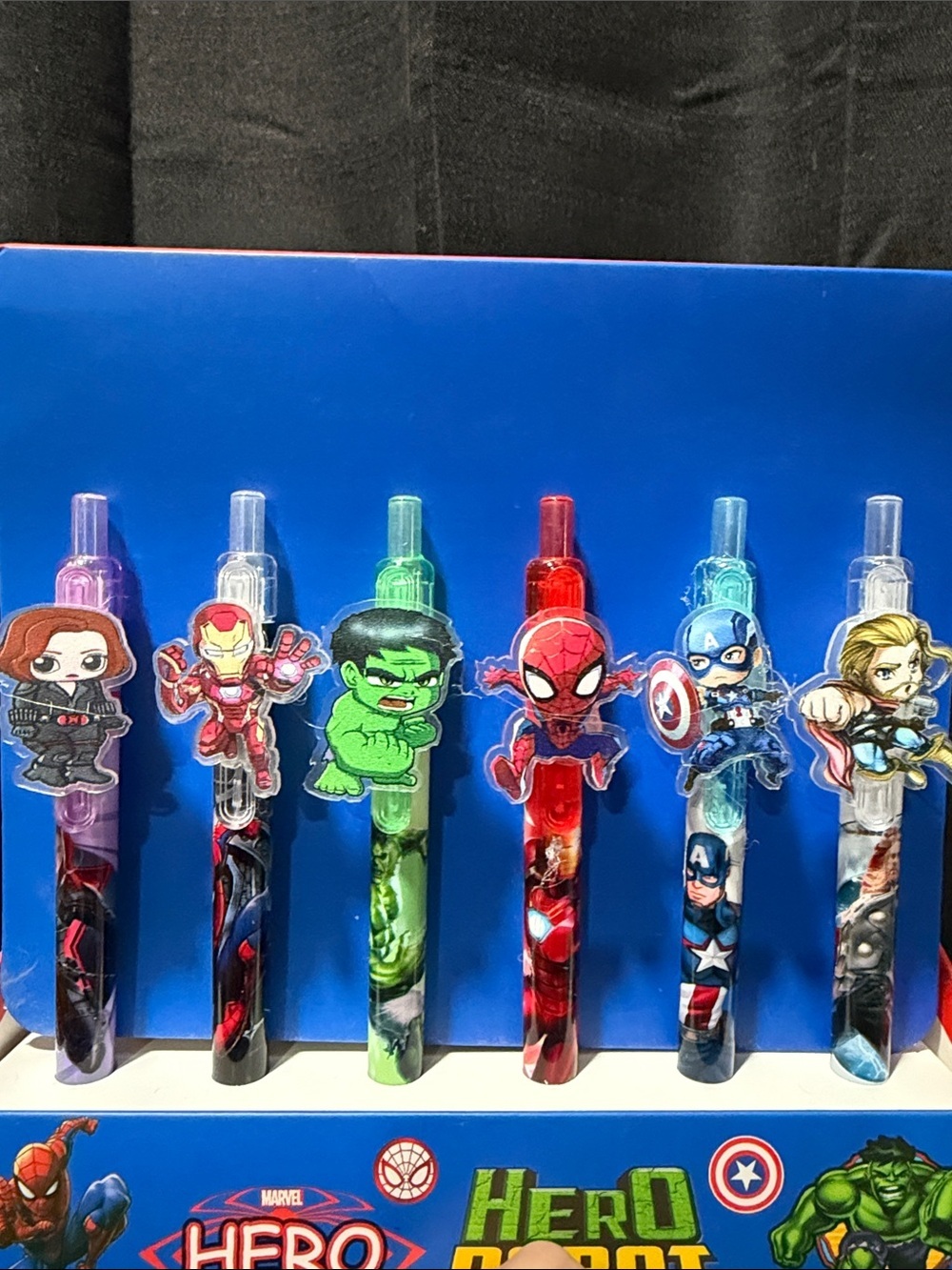 6 super heroes pens